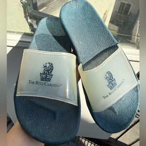 Men's Ritz Carlton Slide Sandals - Comfortable Casual Footwear
